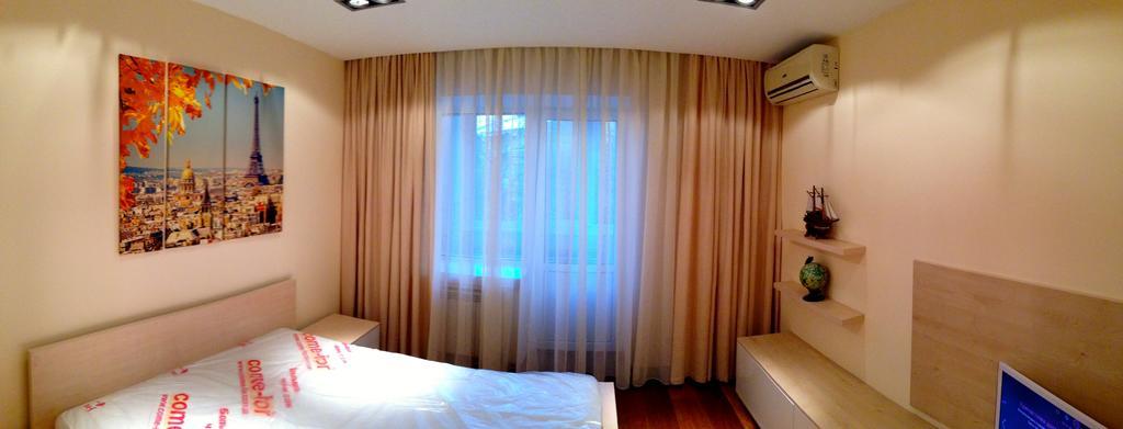 Apartment Mihailovskaya キエフ 部屋 写真