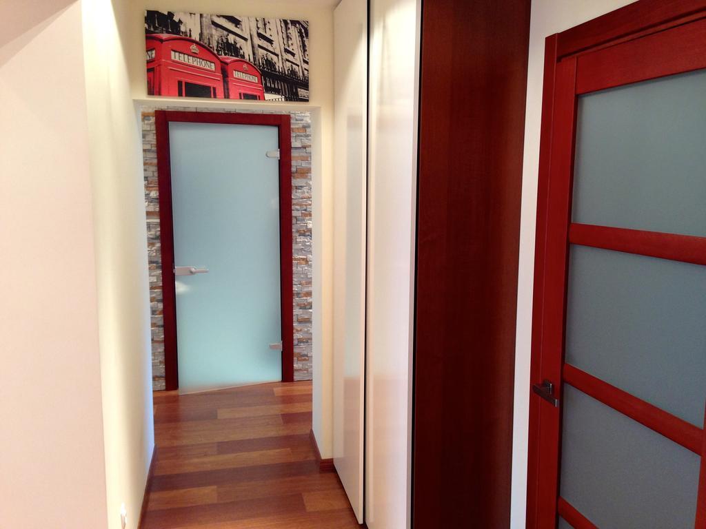 Apartment Mihailovskaya キエフ 部屋 写真